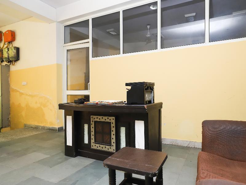Oyo 28126 Charanpahari Hotel New Delhi Exterior foto
